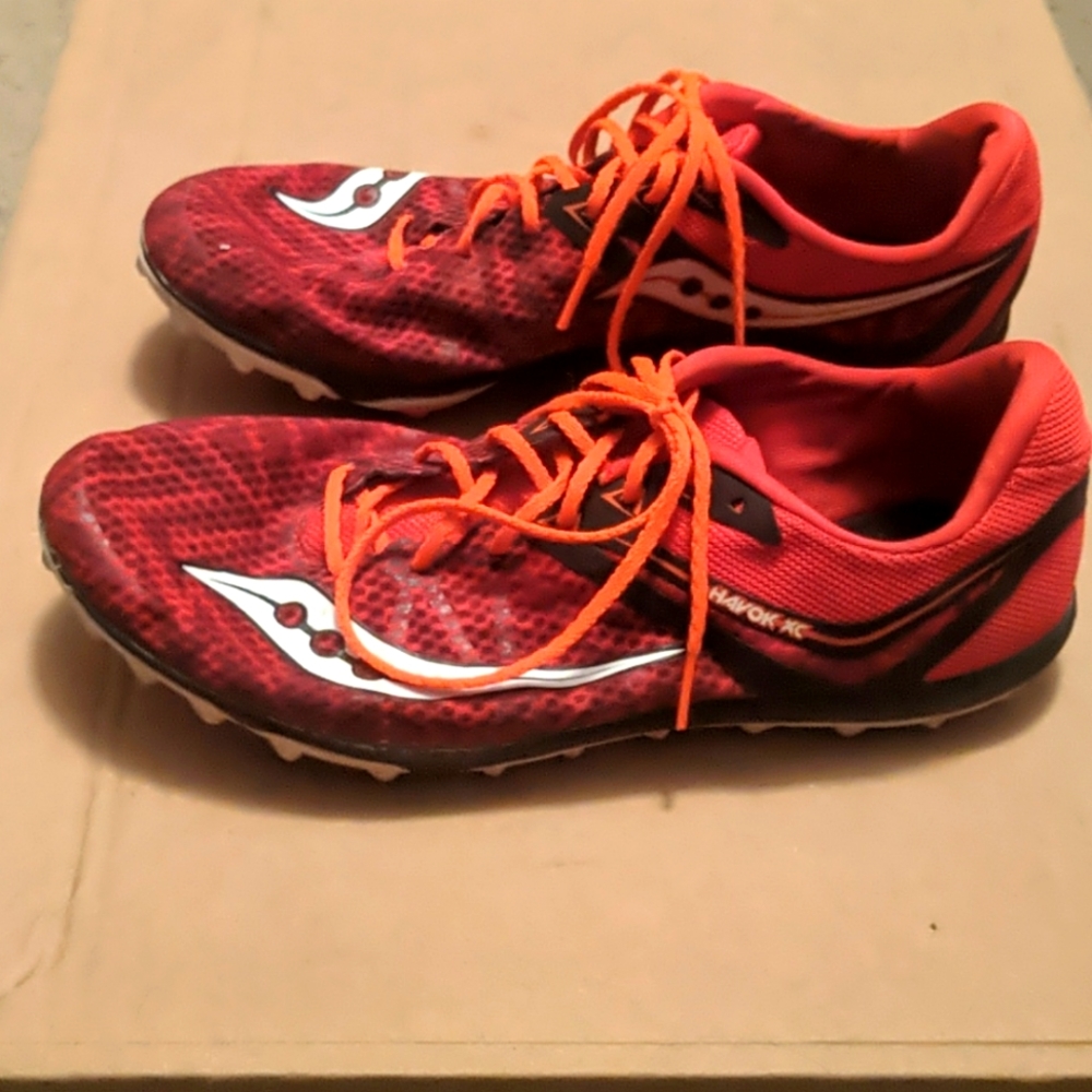 Saucony Havok XC flat spike